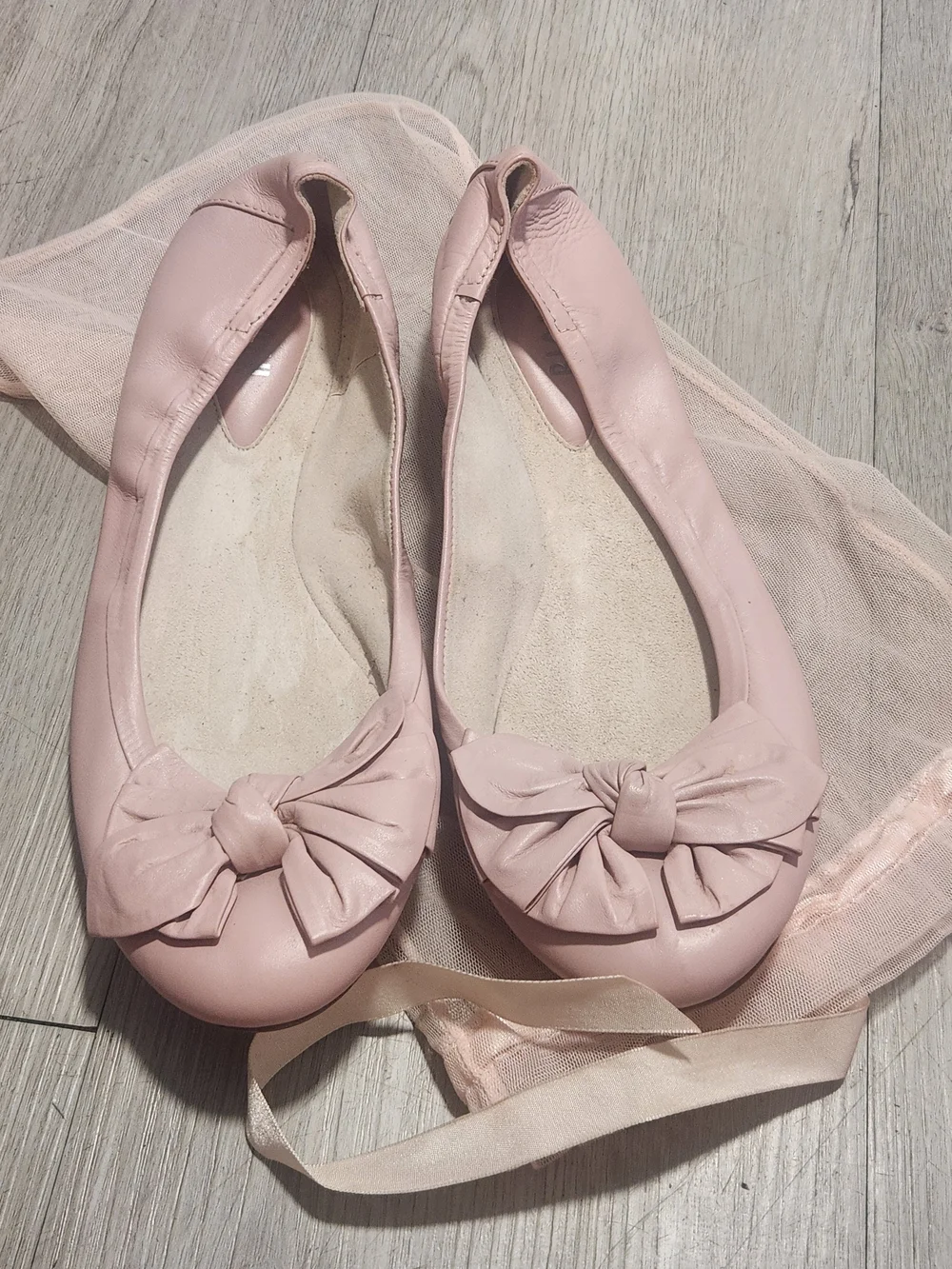 NEW BLOCH Pink Leather Bow Ballet Flats 9.5